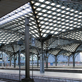 Meble kuchenne białe frezowane – elegancja i funkcjonalność w Twojej kuchni