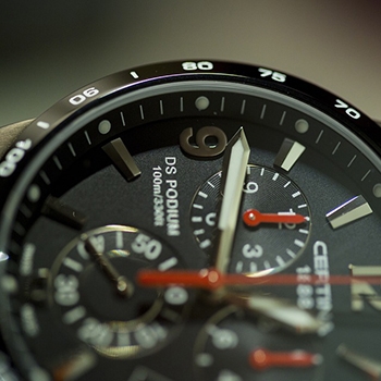 Hoker kuchenny czarny - idealne rozwiązanie dla nowoczesnej kuchni